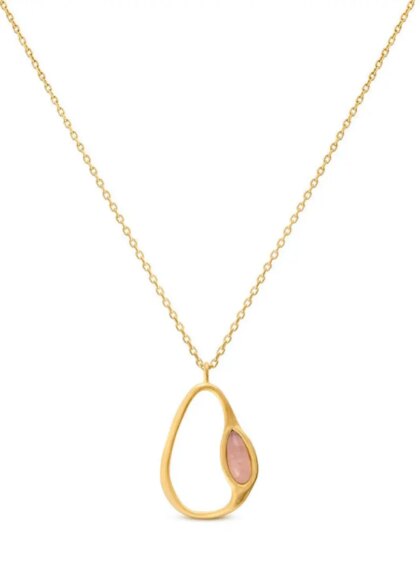 Collier doré exubérant